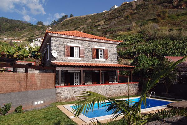 Ferienhaus mit Pool