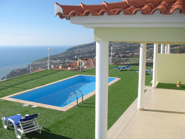 Ferienhäuser mit Pool im Südwesten